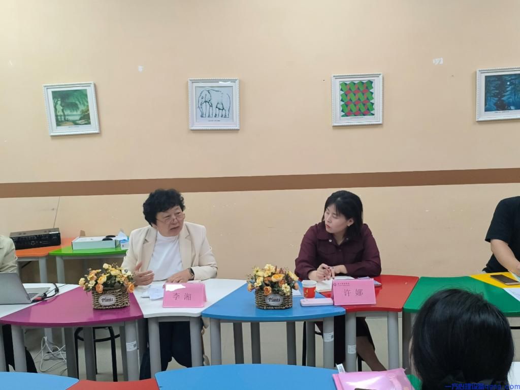 探索创意团体活动:如何挑选完美的户外版教具箱?(2) 02e10955cc9e57800c11ba43ddb8a7e8.png
